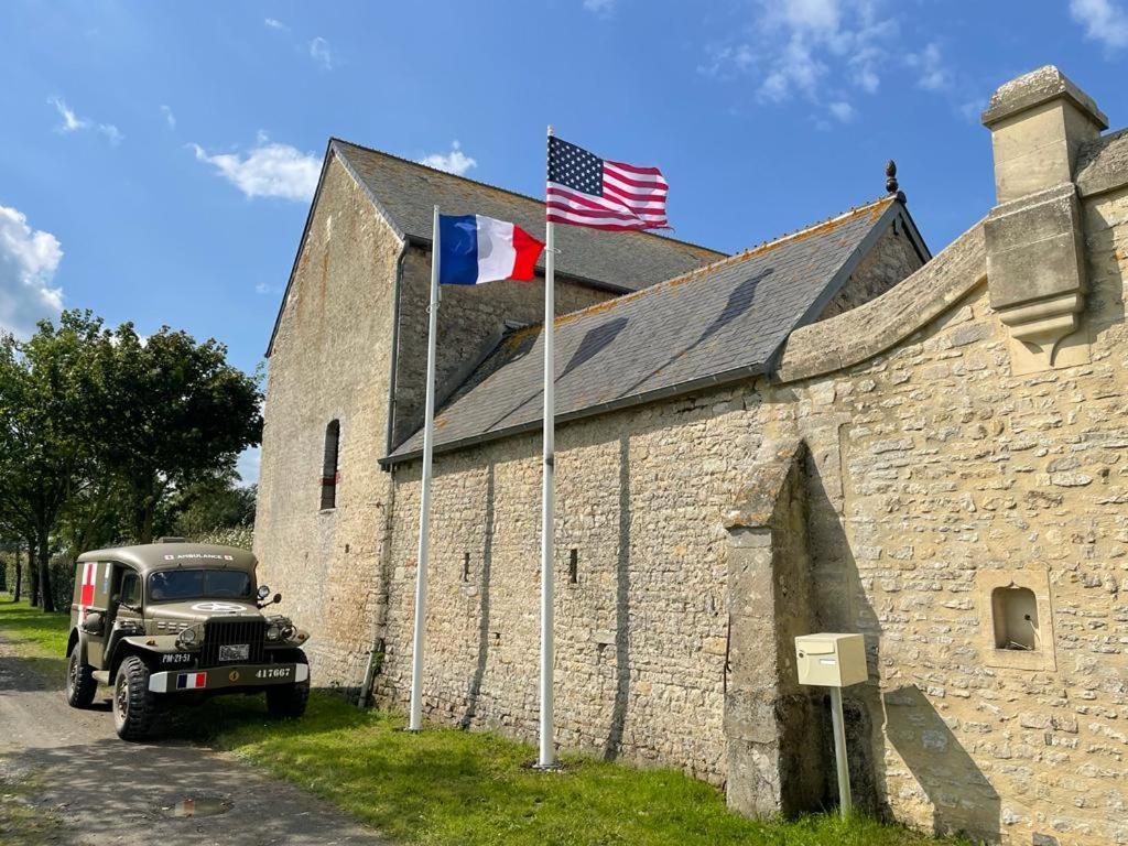 Le Clos Du Bas Courtil Guesthouse B&B Omaha Beach Osmanville エクステリア 写真